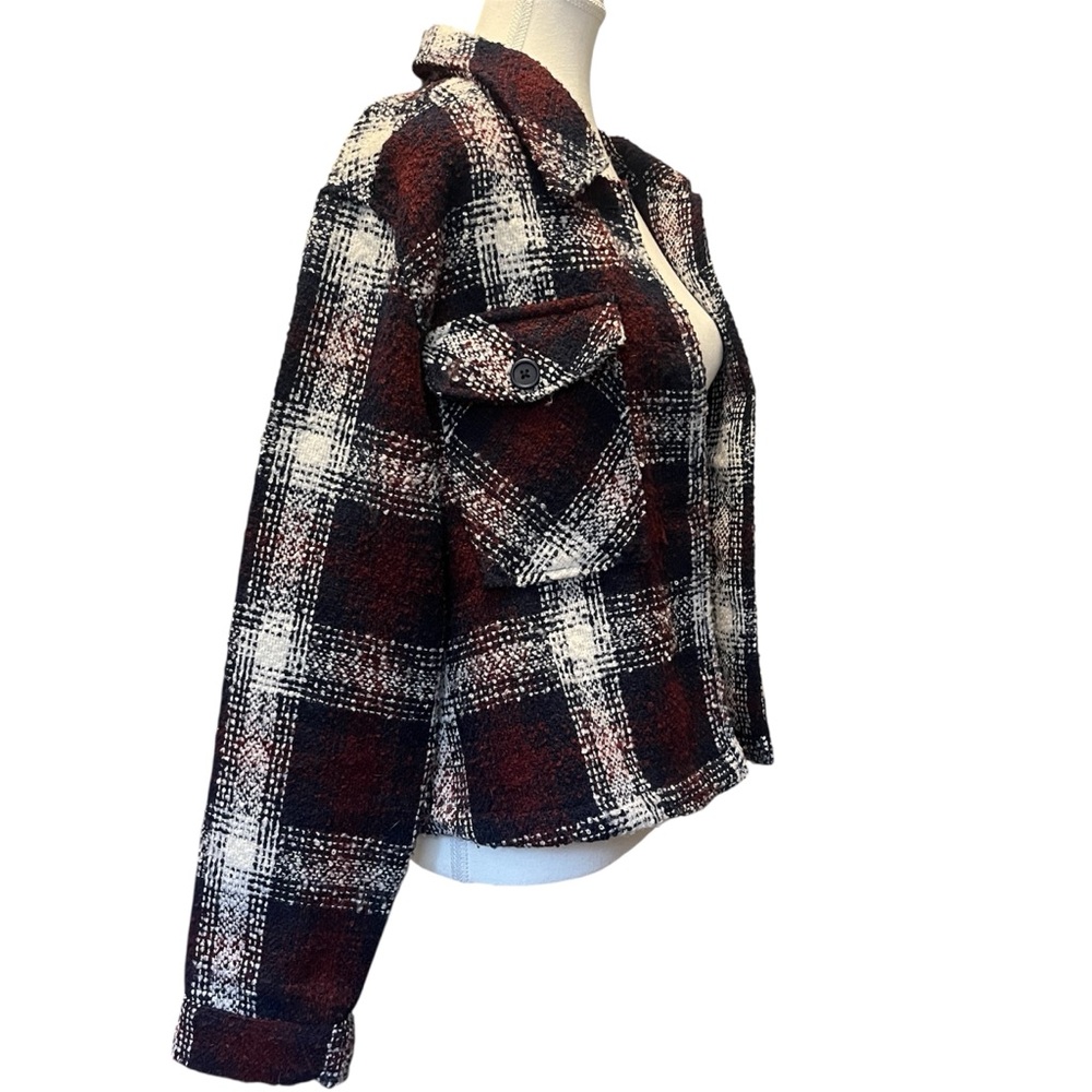 NWOT • Plaid Button-Front Cropped Shacket - Picture 2 of 9